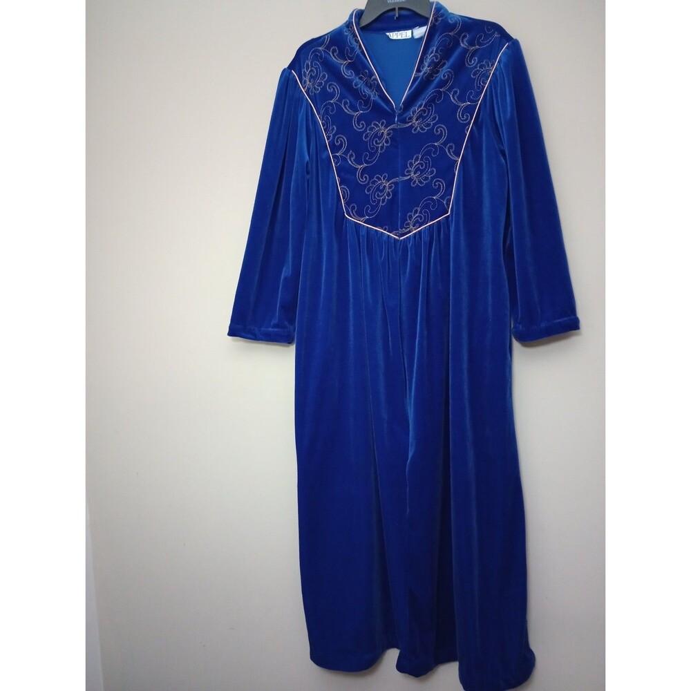 VTG Appel Soft Velvety Velour Robe Half Zip Long Sleeve Embroidered Size Small